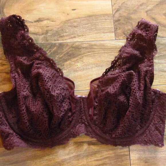 CACIQUE Burgundy Sheer Lace Unlined Balconette Underwire Bra Size 42DDD - Picture 1 of 7